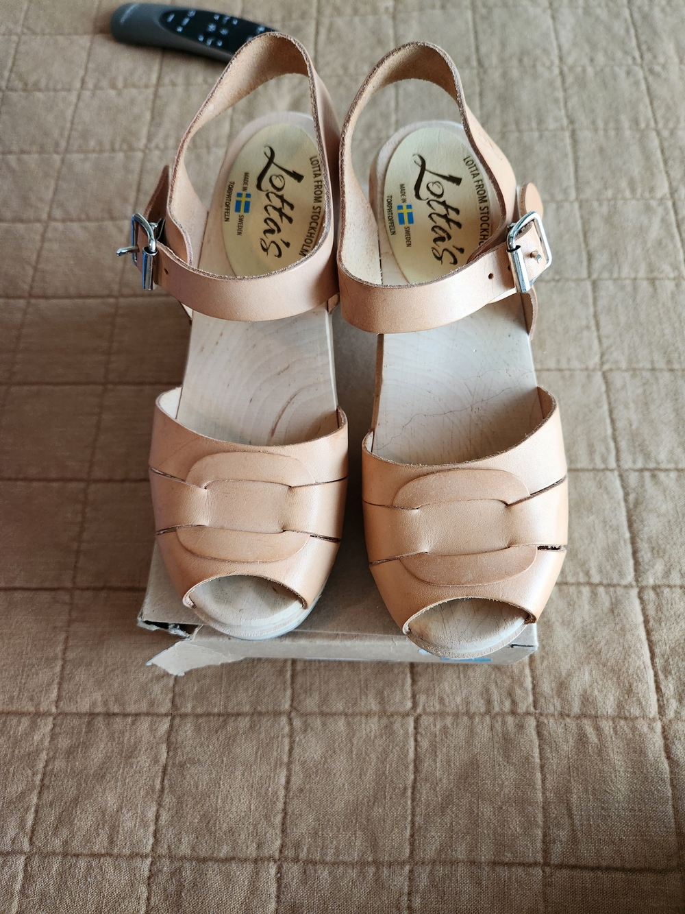 Lotta From Stockholm Swedish Leather Nude Open-Toe Wedge Sandals 38.